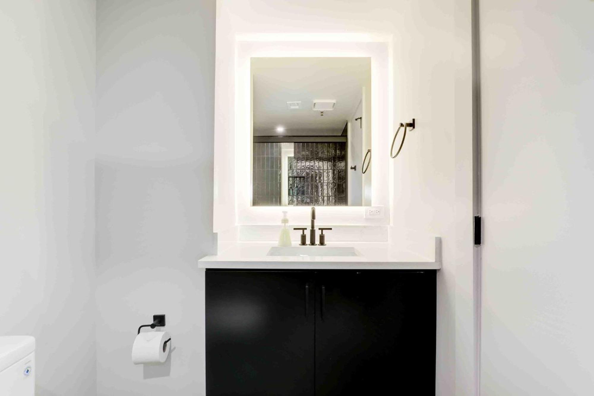 2Br Executive Apartment In Prime Location Арлингтън Екстериор снимка