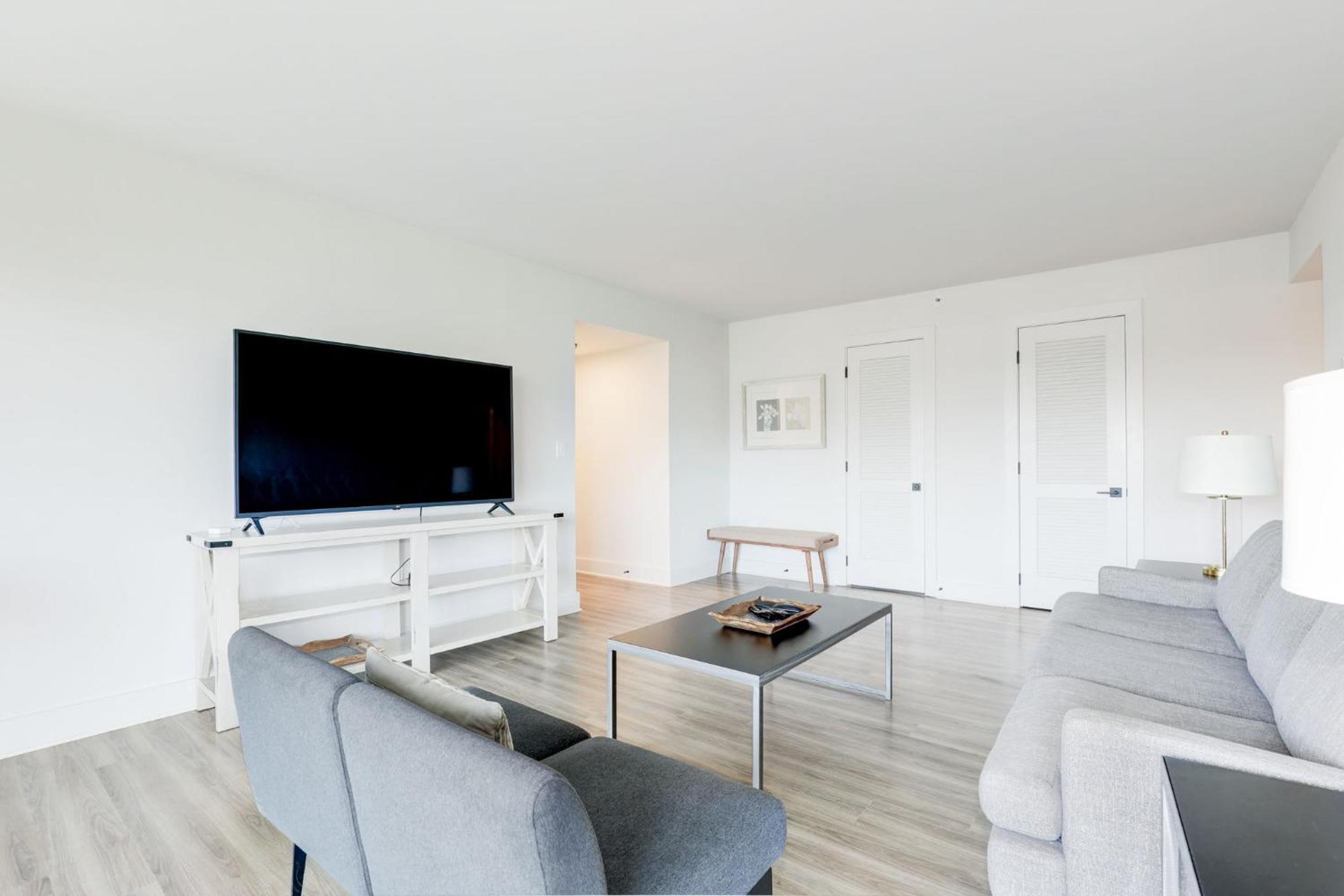 2Br Executive Apartment In Prime Location Арлингтън Екстериор снимка